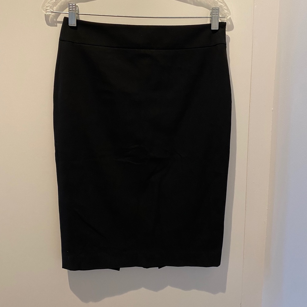 Ann Taylor, black pencil skirt size 2